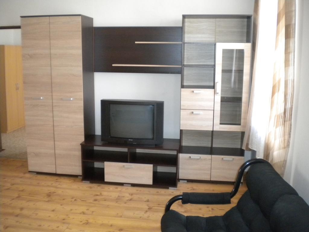 Ferienwohnung Restaurace Na Krizovatce Božanov Zimmer foto